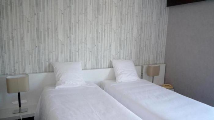 Hyp'Hotel Saint-Marcellin  Pokój zdjęcie