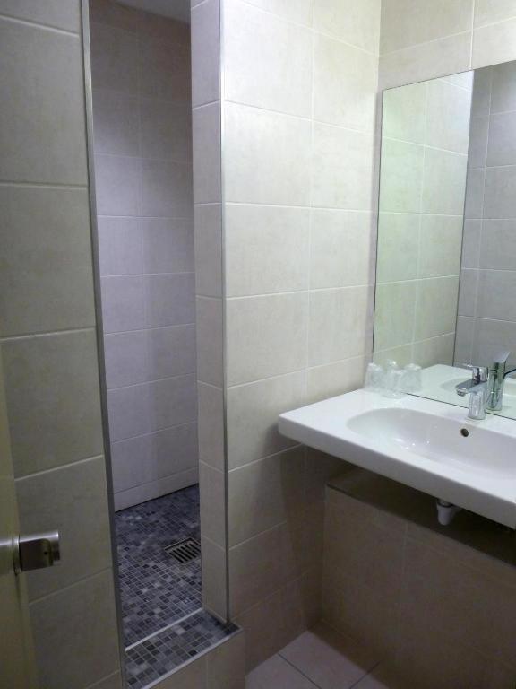 Hyp'Hotel Saint-Marcellin  Zewnętrze zdjęcie